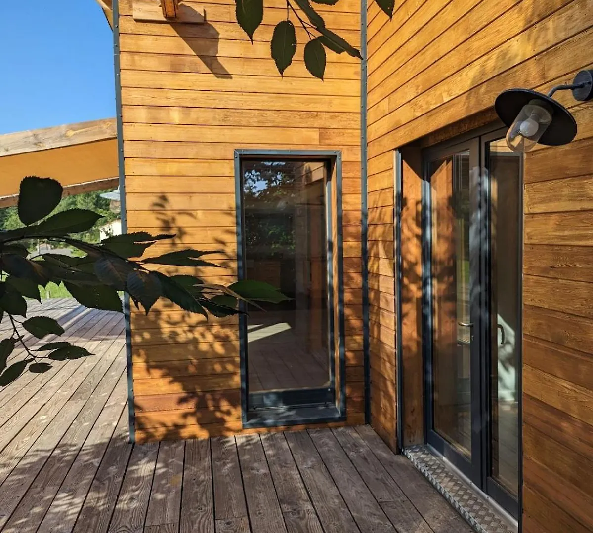 Maison Bois Au Calme Ailhon Сasa de vacaciones